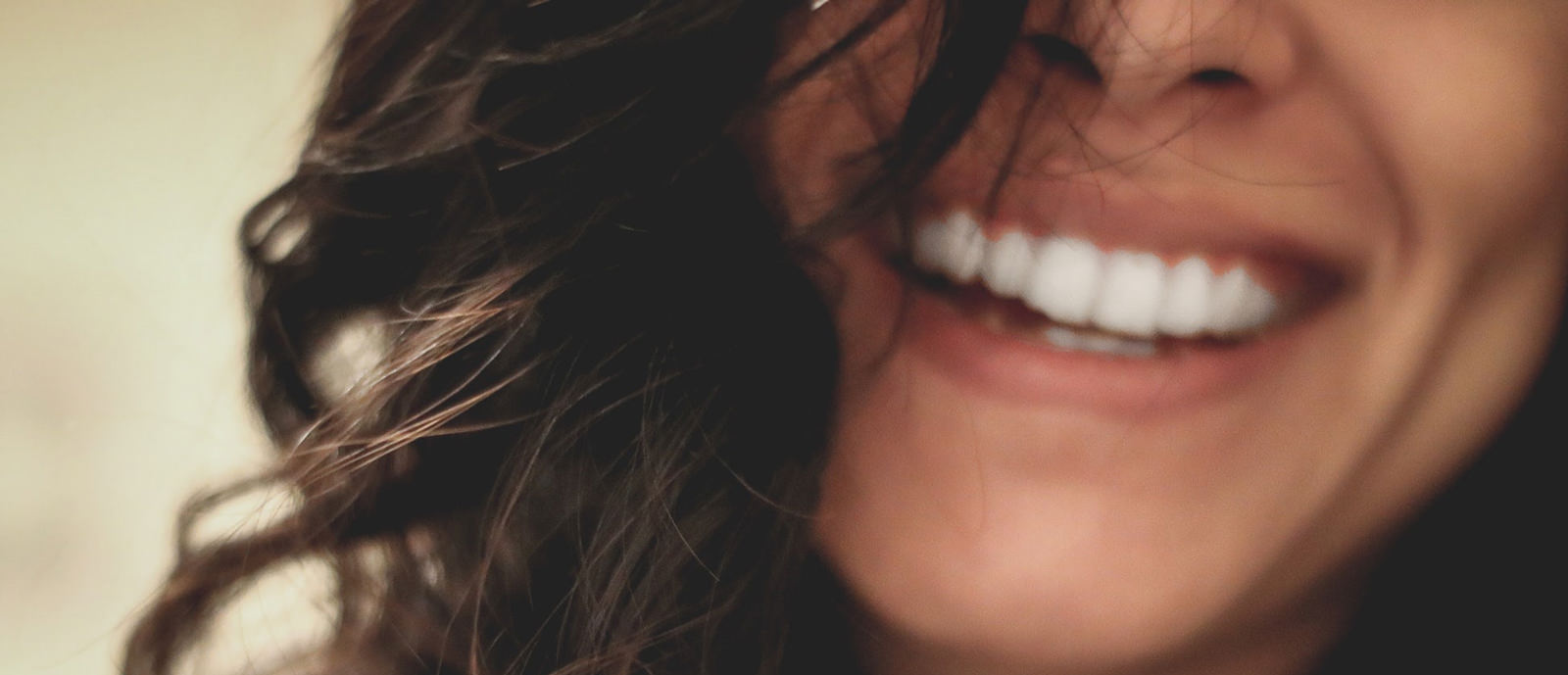 girl smiling with teeth